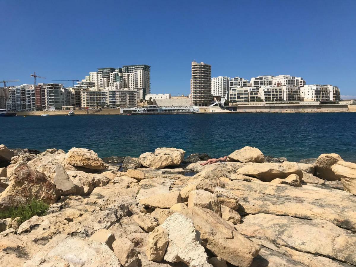 Pilgrim'S Rest Apartments Gzira Esterno foto