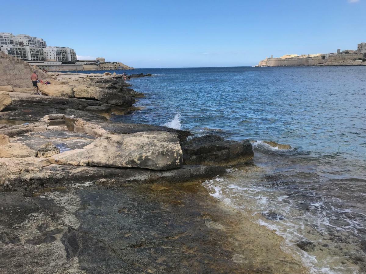 Pilgrim'S Rest Apartments Gzira Esterno foto