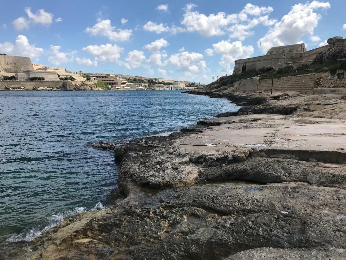 Pilgrim'S Rest Apartments Gzira Esterno foto