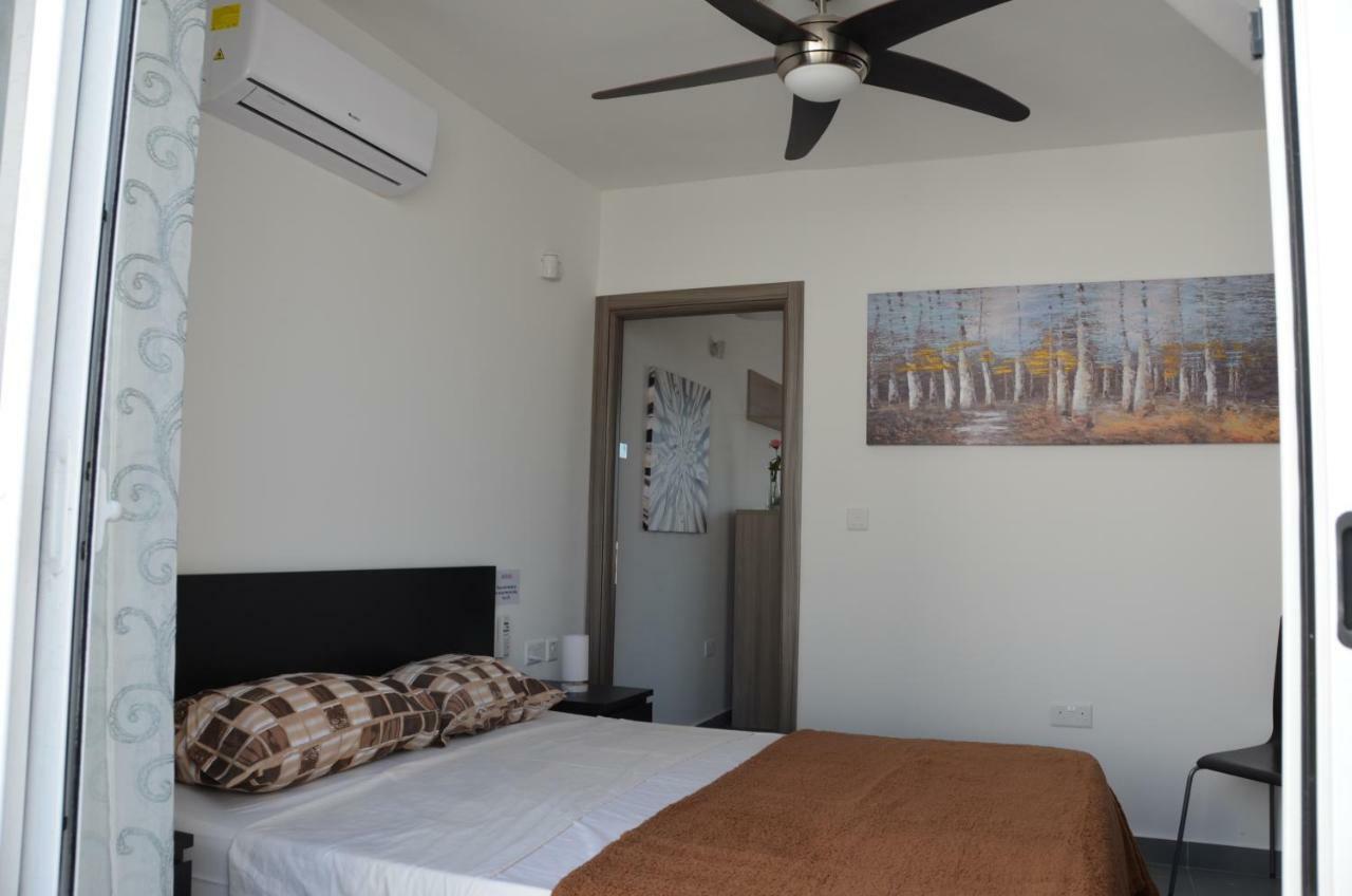 Pilgrim'S Rest Apartments Gzira Esterno foto